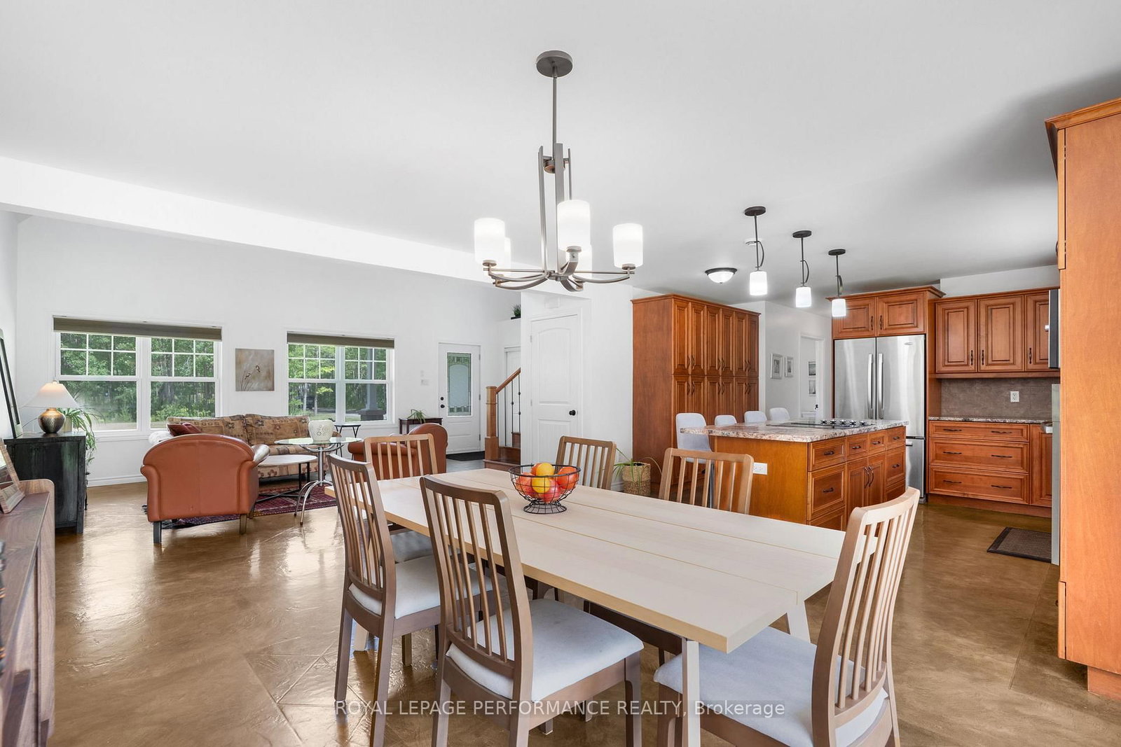 Listing Image 7