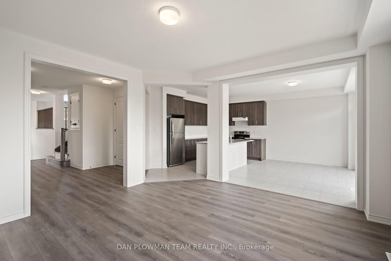 532 Hornbeck St, Cobourg, K9A 4A1 | Image 2