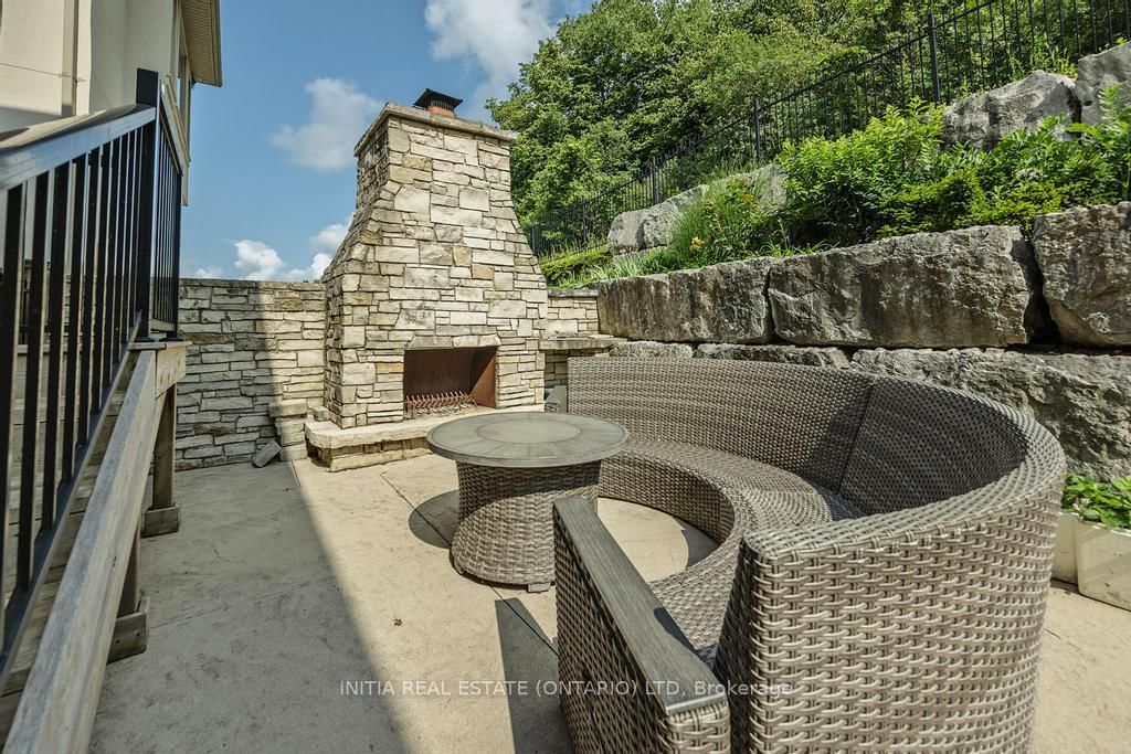 Listing Image 44