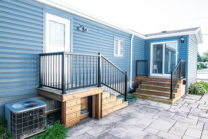 4585 Rachael Lane, Lincoln, L3J 0W1 | Image 3