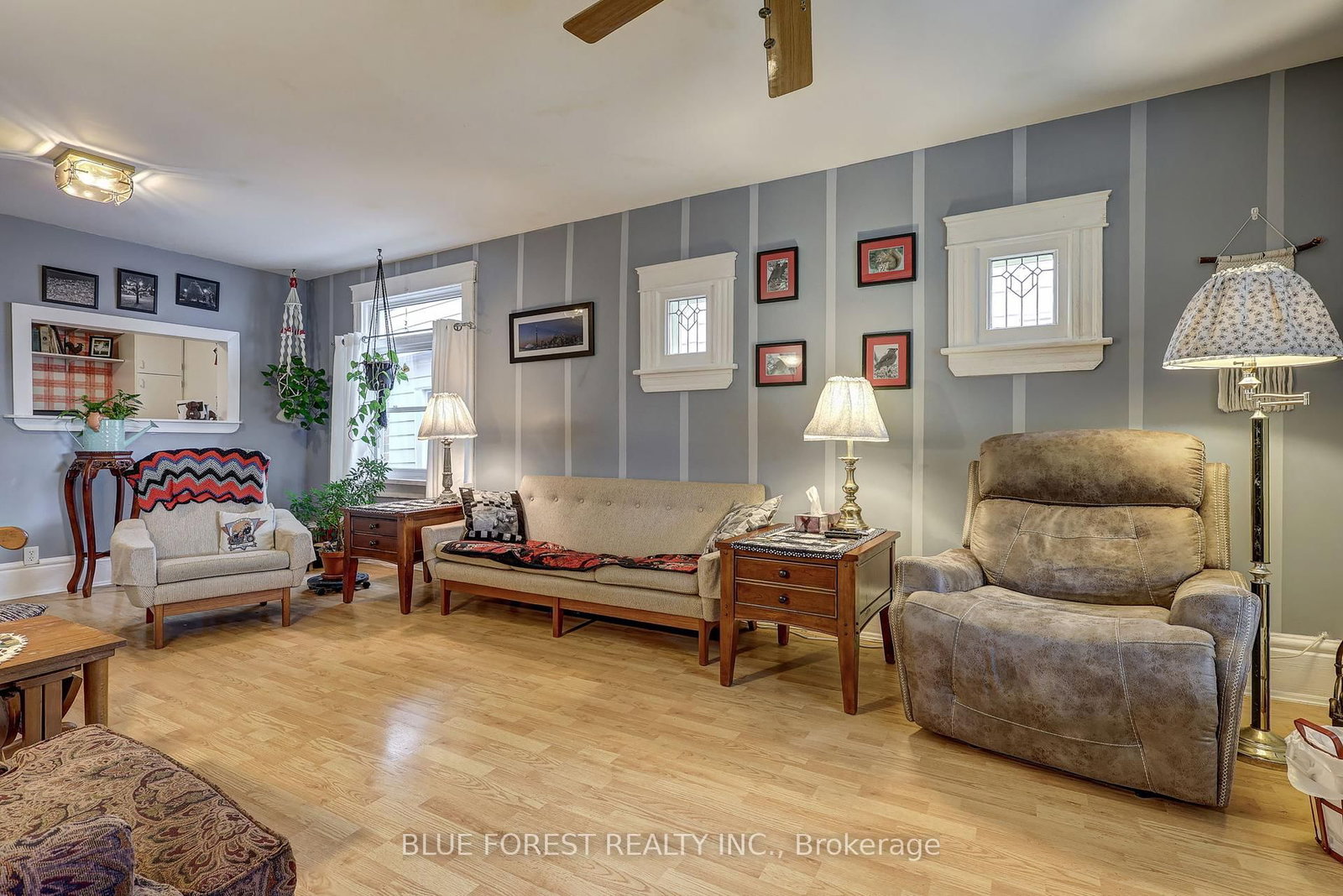 Listing Image 10