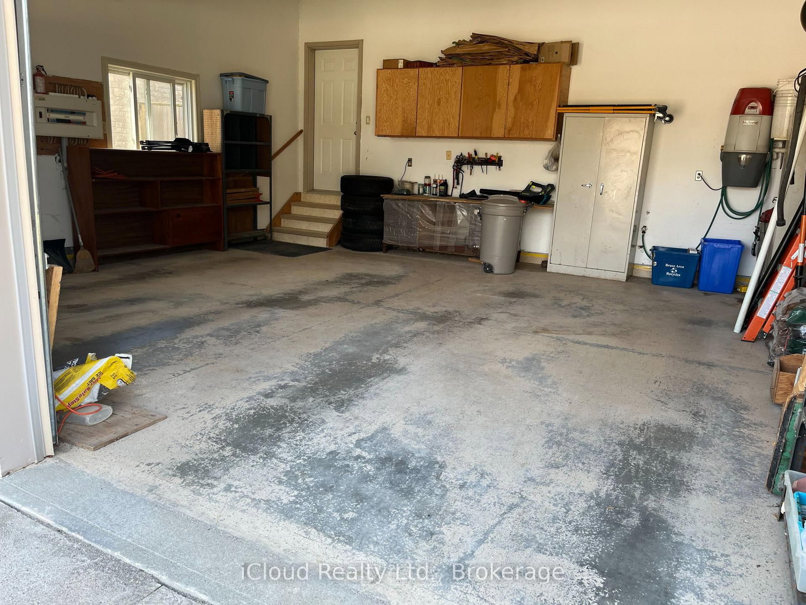 Listing Image 24