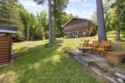 1094 Snye Road — photo 3