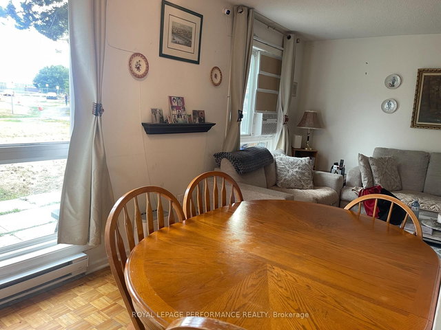 25J - 1958 Jasmine Crescent