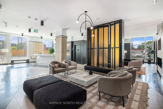 1703 - 280 Montgomery Street