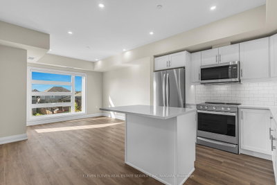 Condo sold at 206-118 Summersides Boulevard, Pelham, Ontario, L0S 1E1 - Fonthill - MLS: X12367127