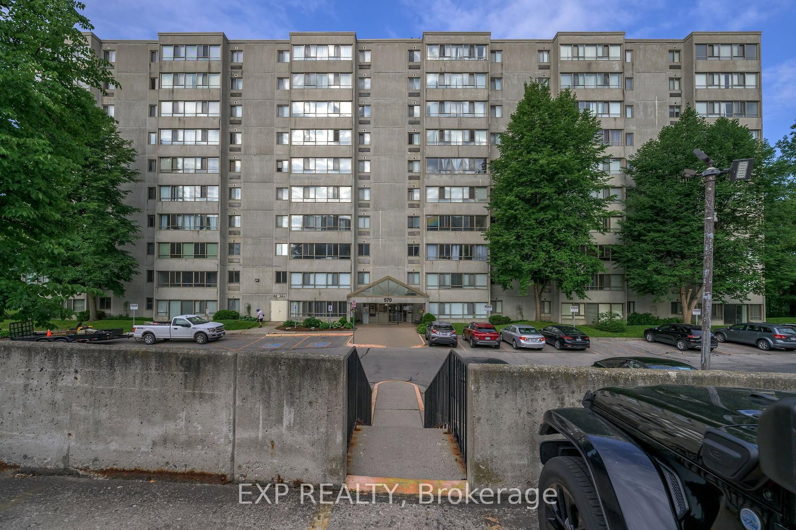 Listing Image 32