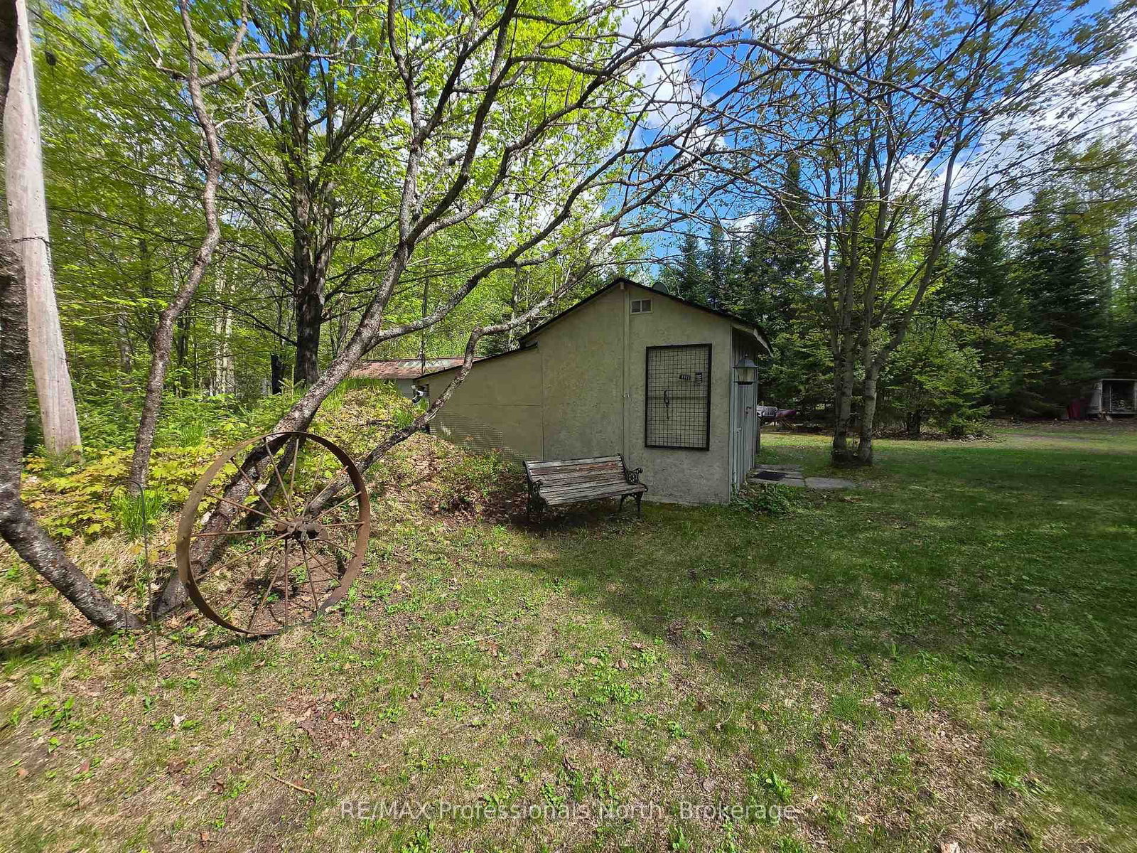 Detached House sold at 1010 Sturgeon Drive, Minden Hills, Ontario, K0M 2K0 - Minden - MLS: X12367553
