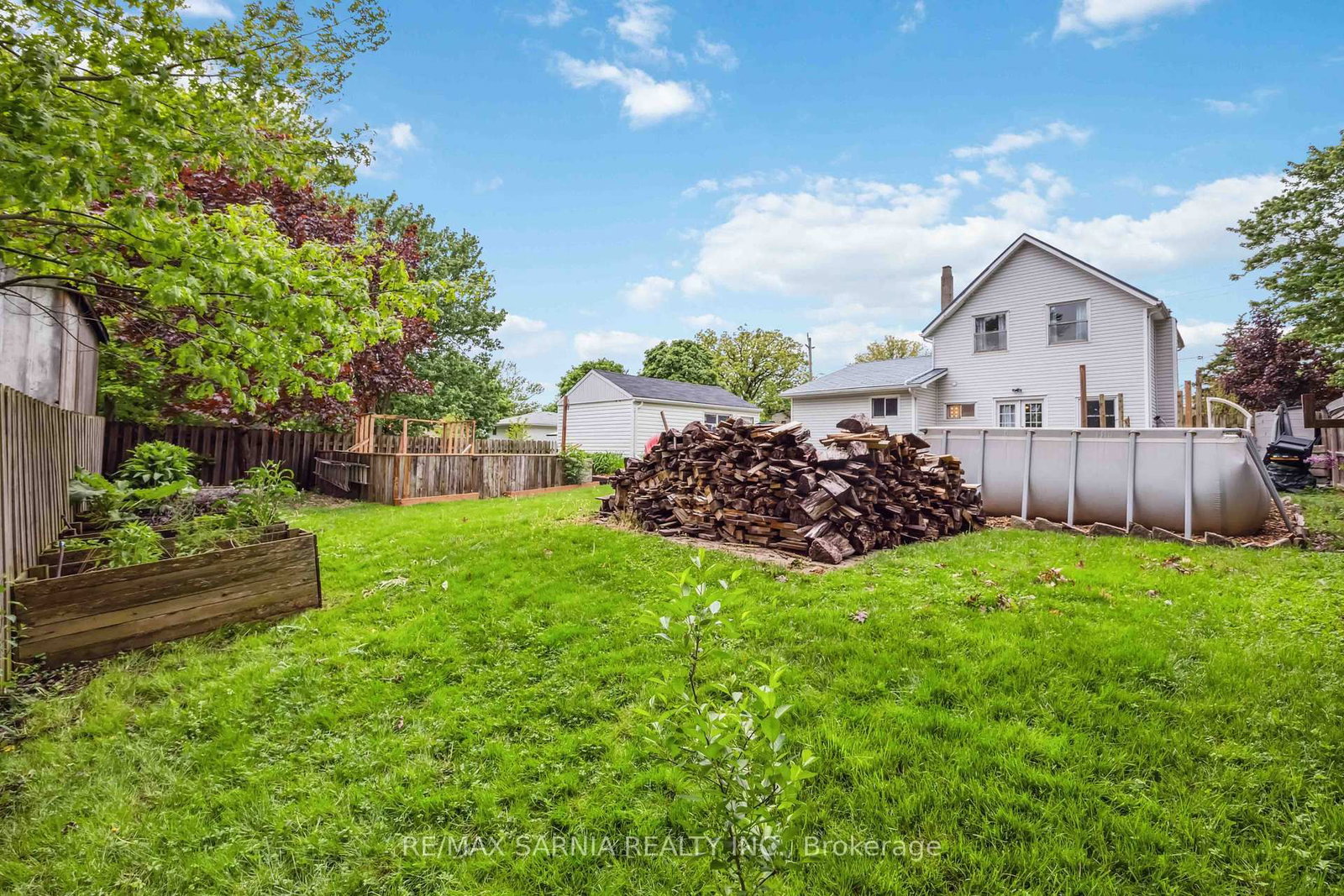 Listing Image 37