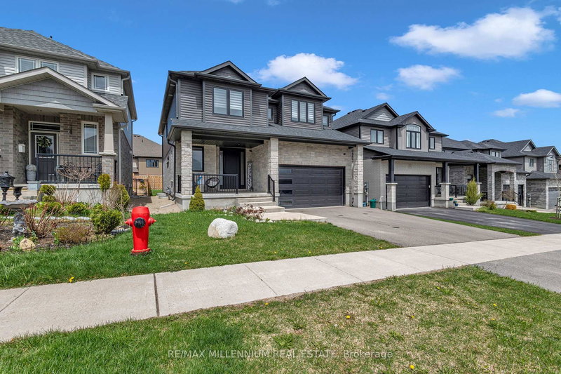 11 Tindall Cres S, East Luther Grand Valley, L9W 6P4 | Image 2