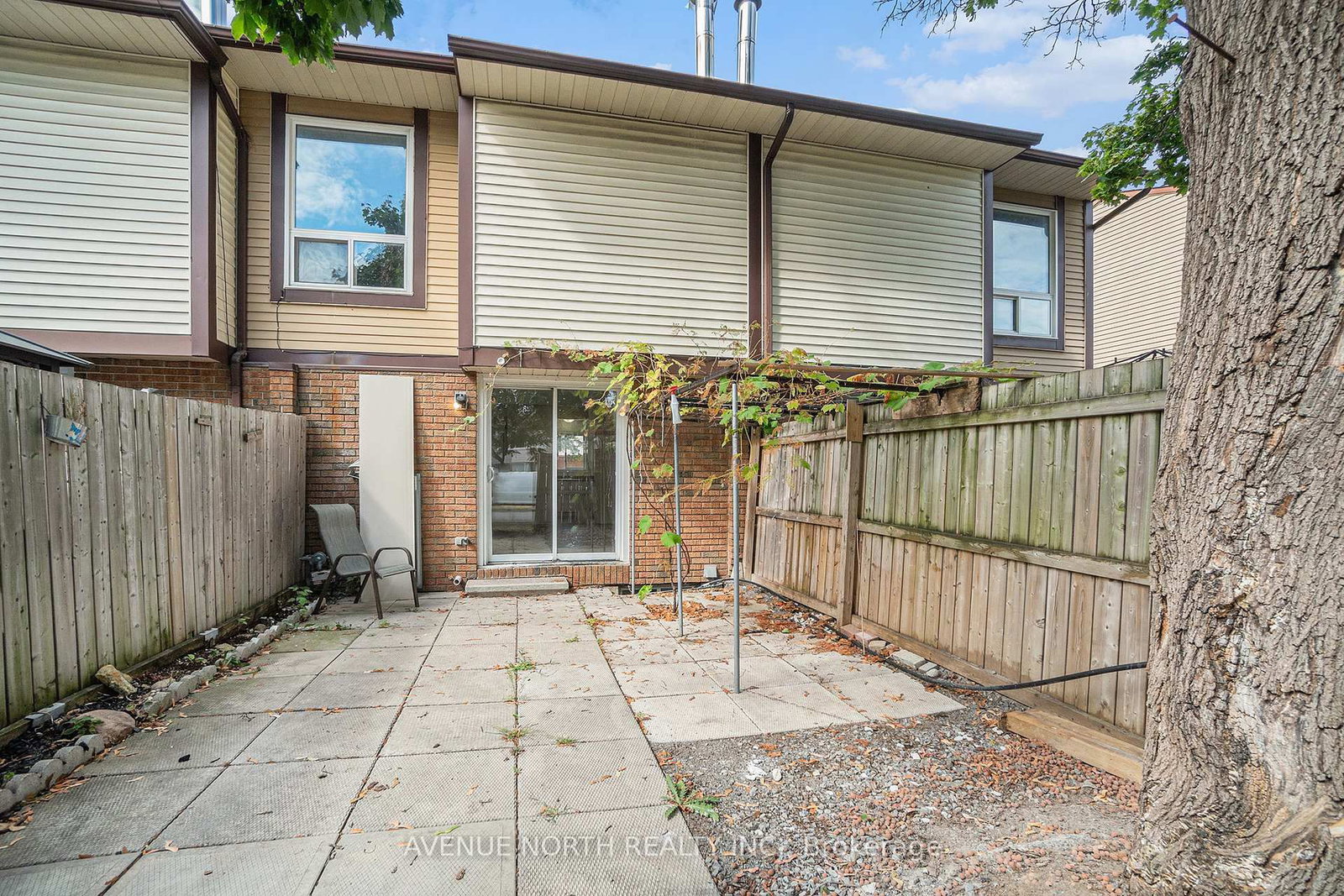 Listing photo 5