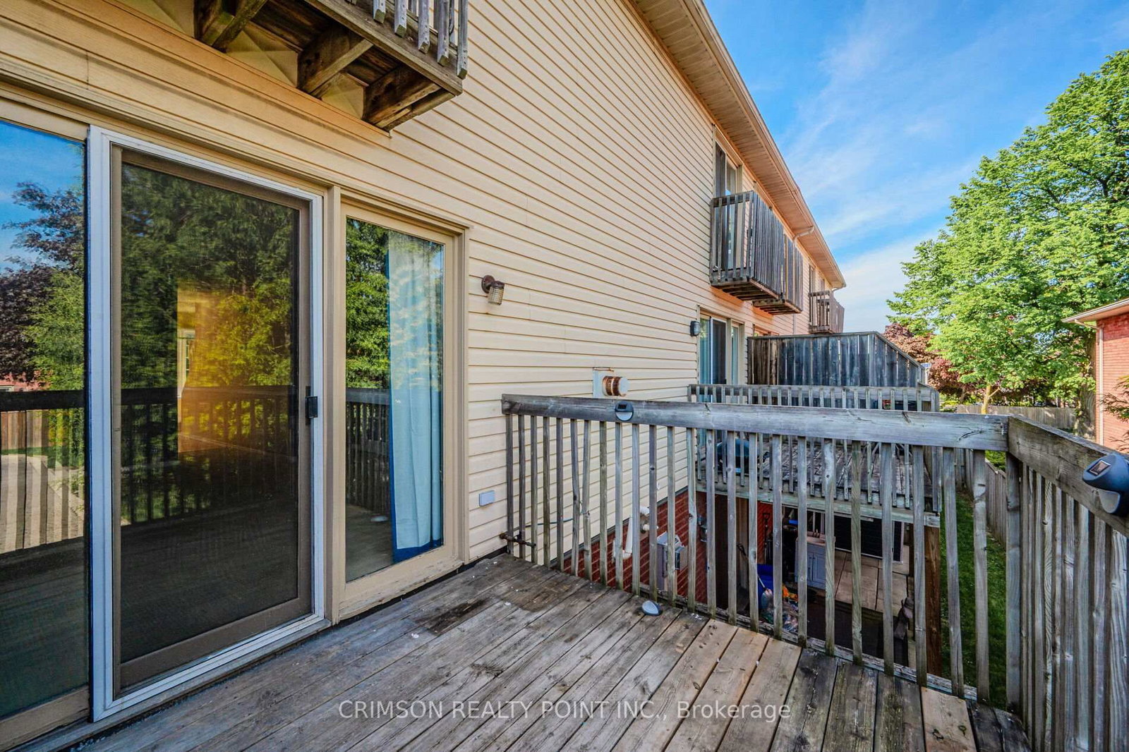Townhouse leased at 7-266 Limeridge Road, Hamilton, Ontario, L9A 2S7 - Bruleville - MLS: X12370046