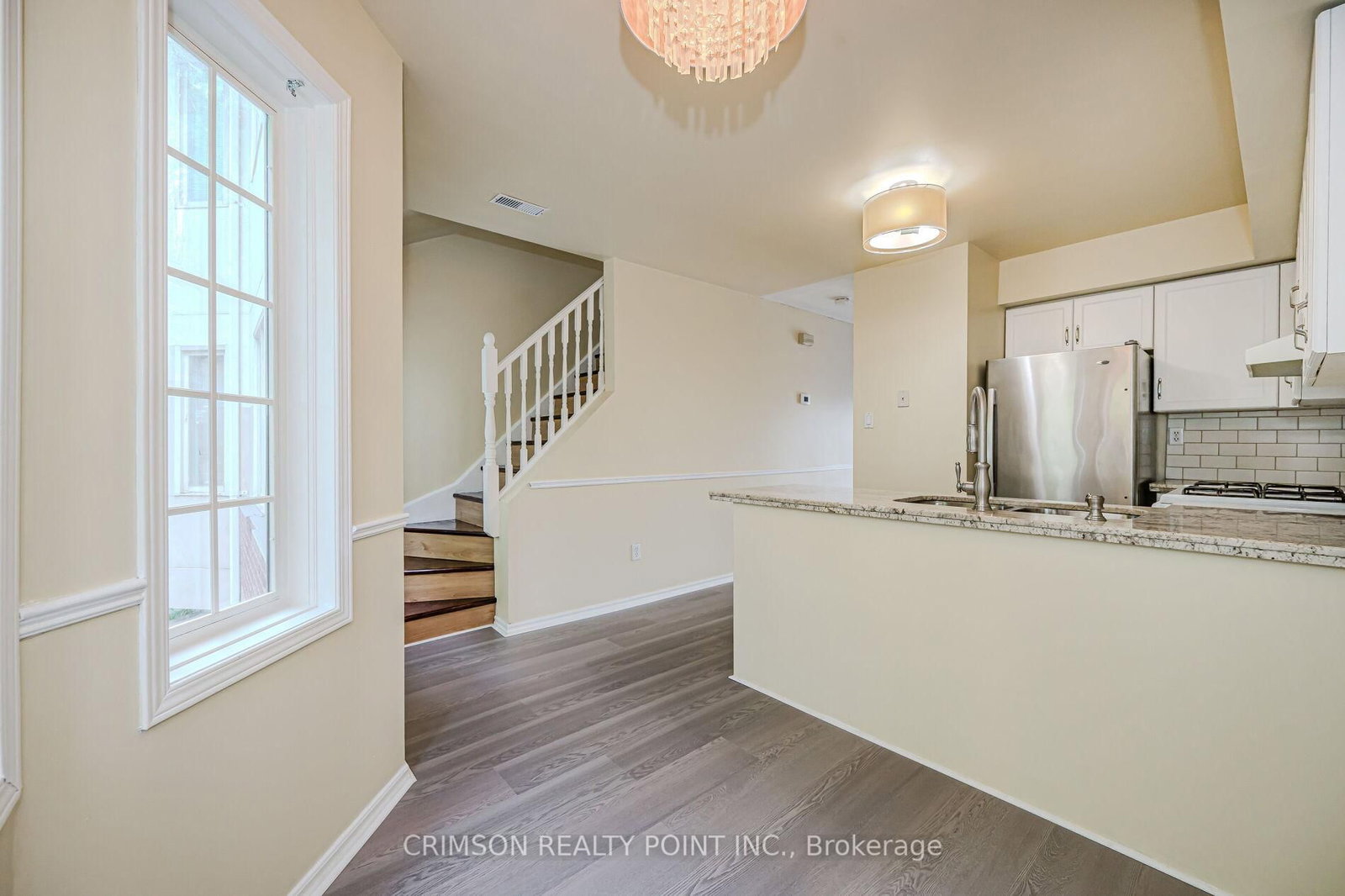 Townhouse leased at 7-266 Limeridge Road, Hamilton, Ontario, L9A 2S7 - Bruleville - MLS: X12370046