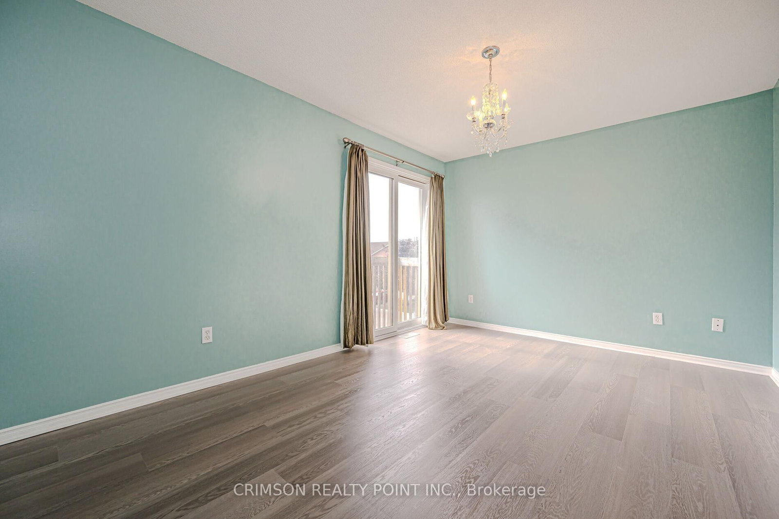 Townhouse leased at 7-266 Limeridge Road, Hamilton, Ontario, L9A 2S7 - Bruleville - MLS: X12370046