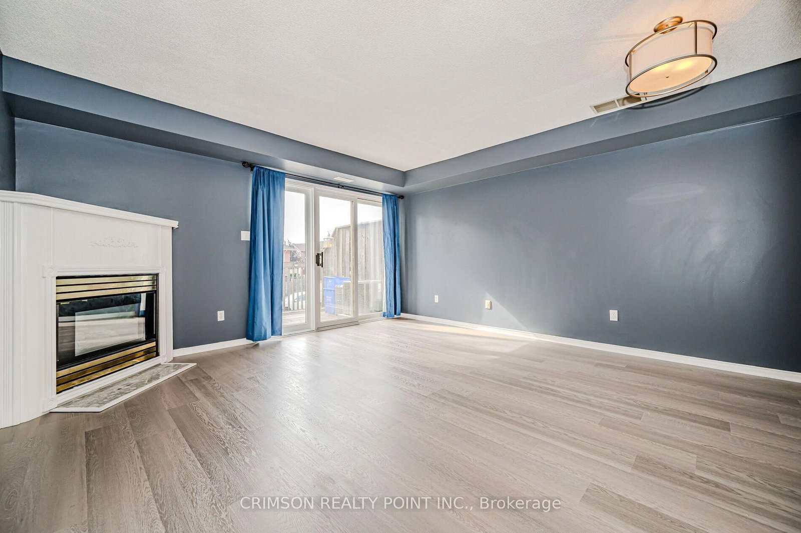 Townhouse leased at 7-266 Limeridge Road, Hamilton, Ontario, L9A 2S7 - Bruleville - MLS: X12370046