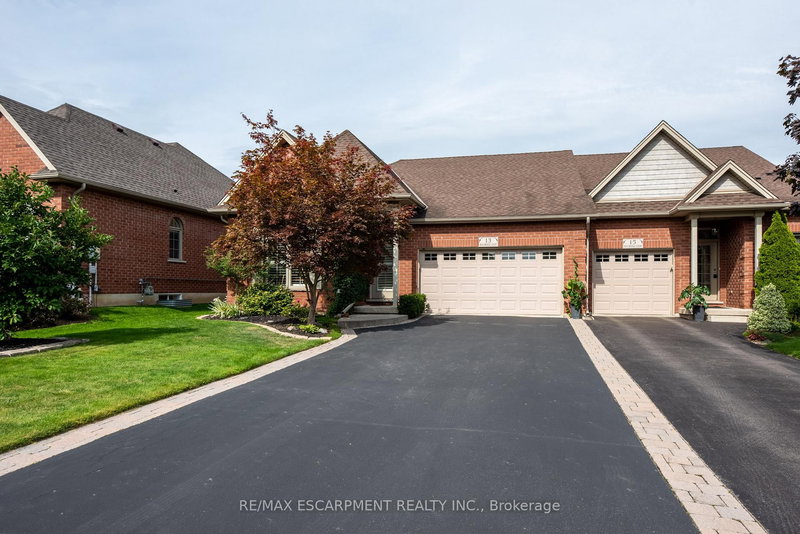 13 Iron Bridge Crt, Haldimand, N3W 0A4 | Image 3