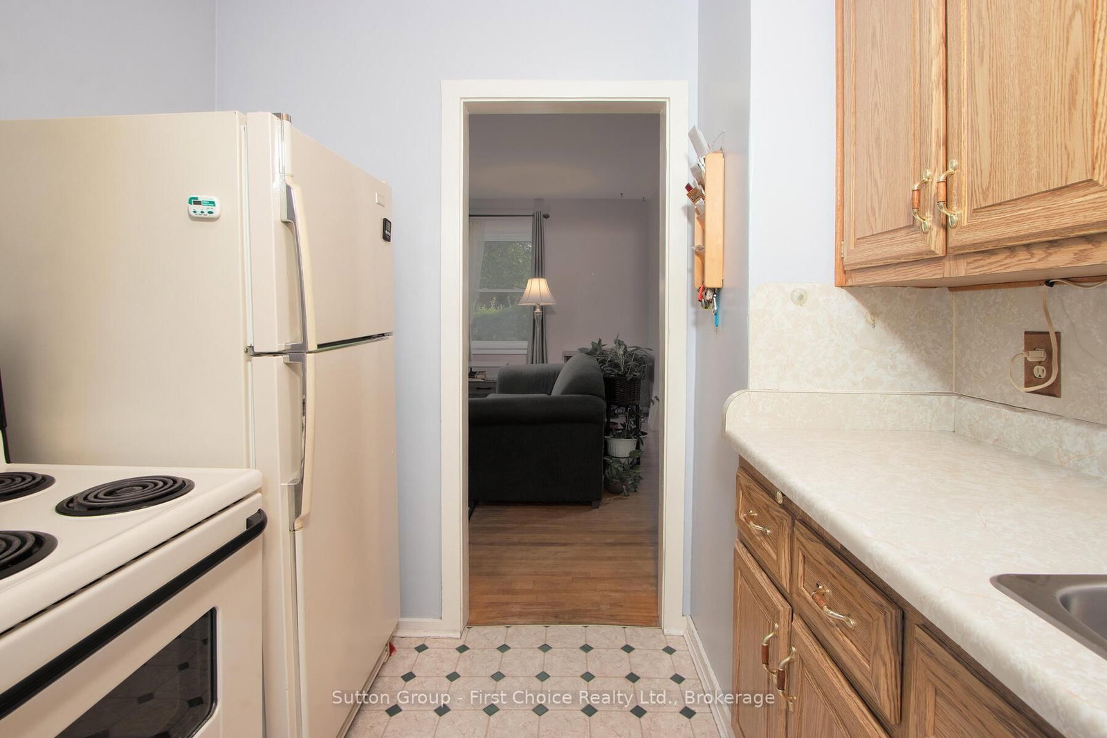 Listing Image 14