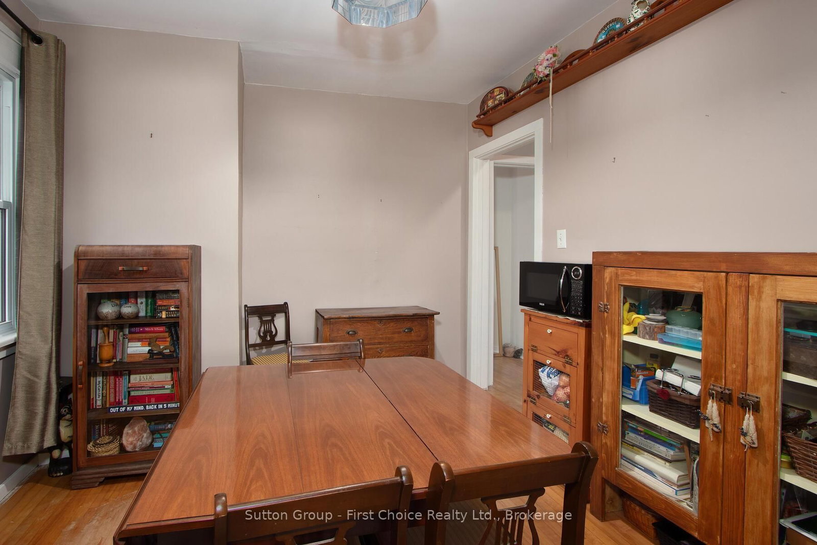 Listing Image 16