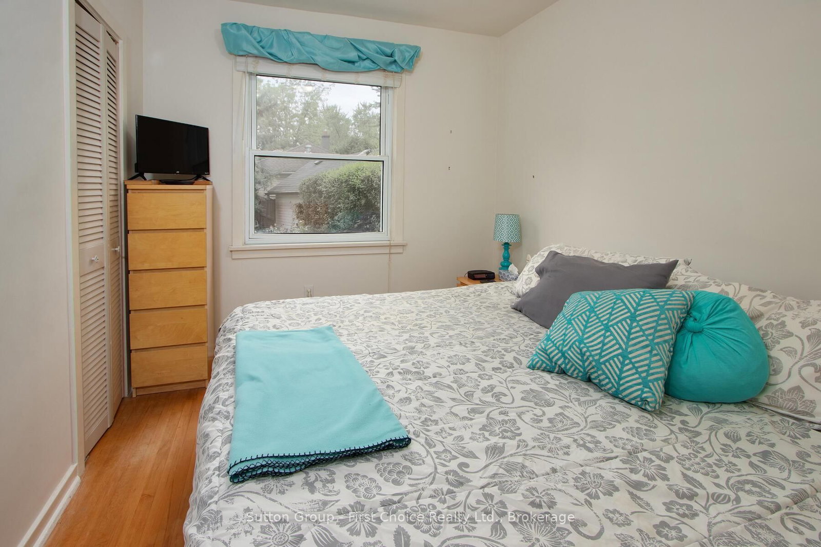 Listing Image 19