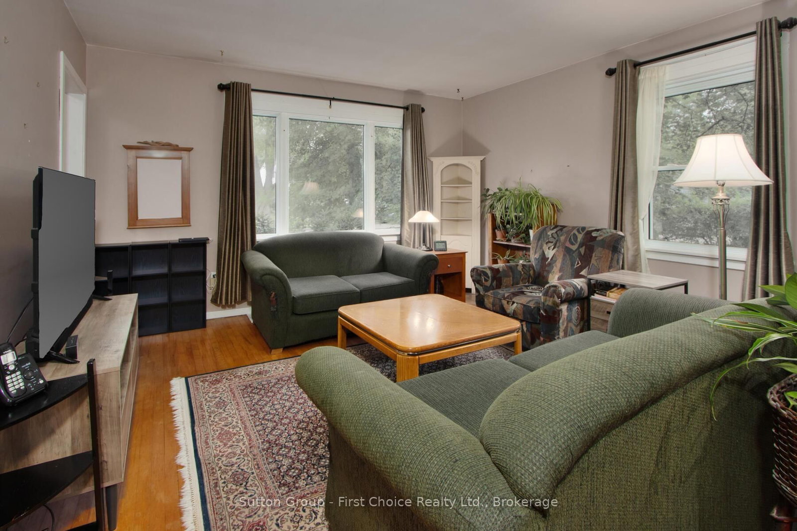 Listing Image 7