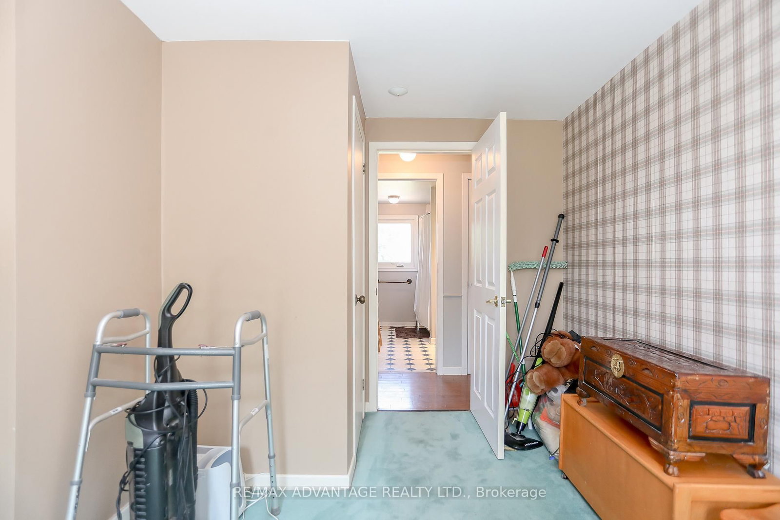 Listing Image 21
