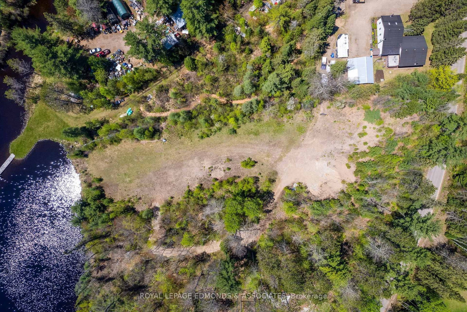 Listing Image 10