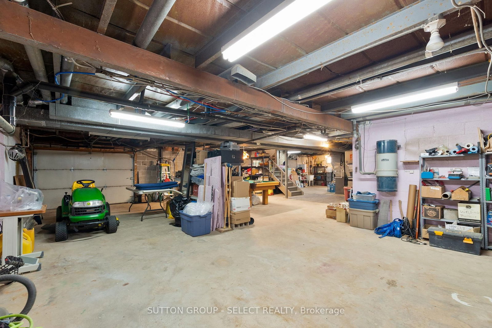 Listing Image 37