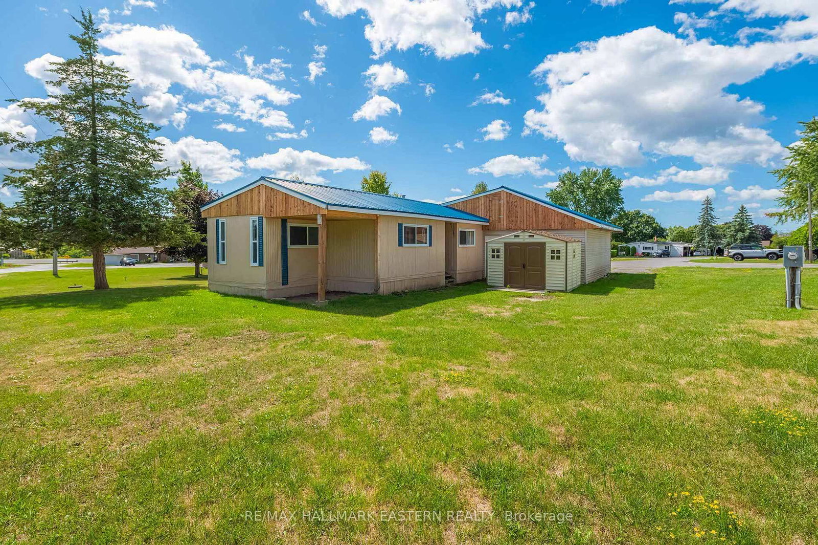 Listing Image 11