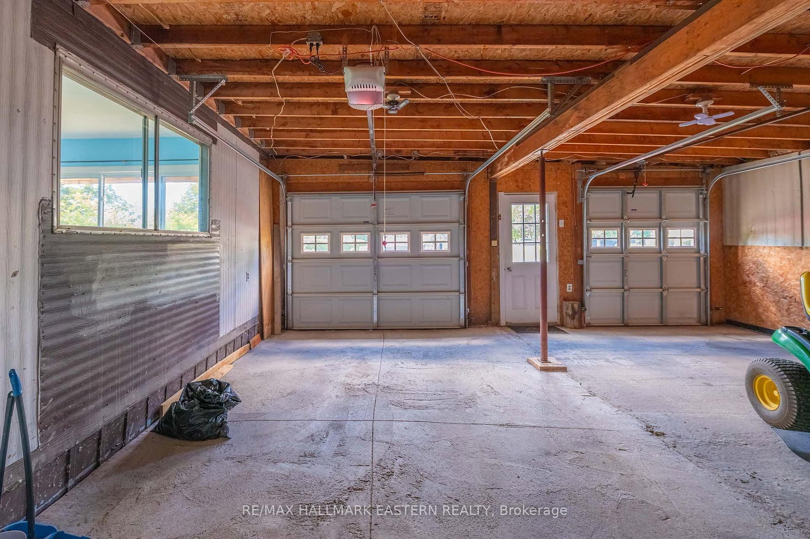 Listing Image 38