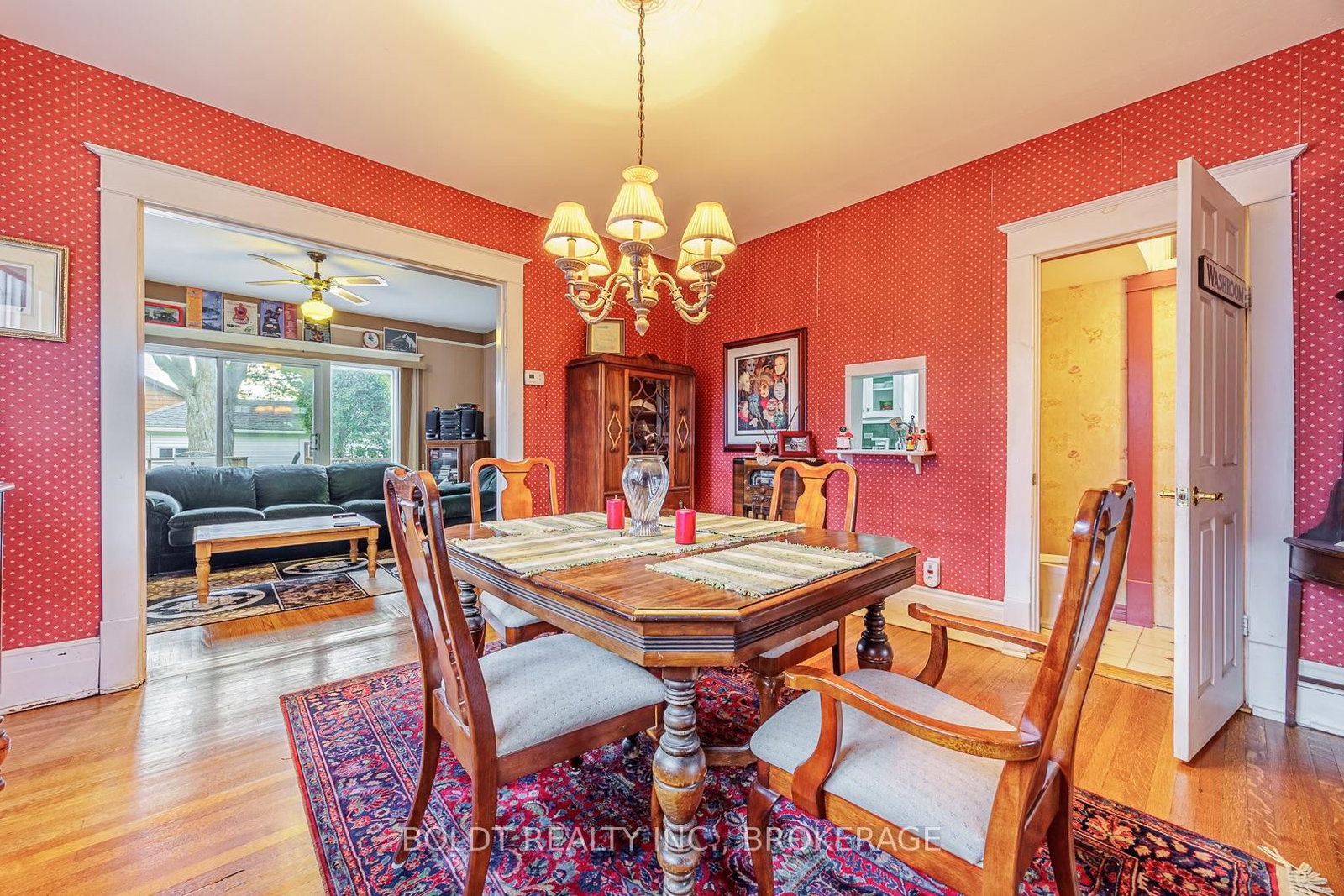 Listing Image 14