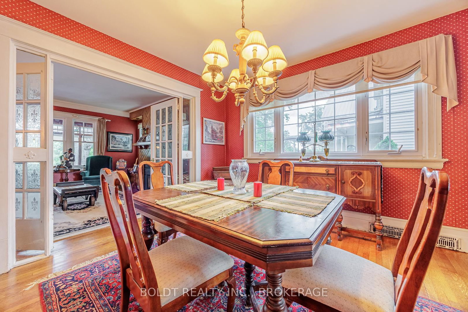 Listing Image 15