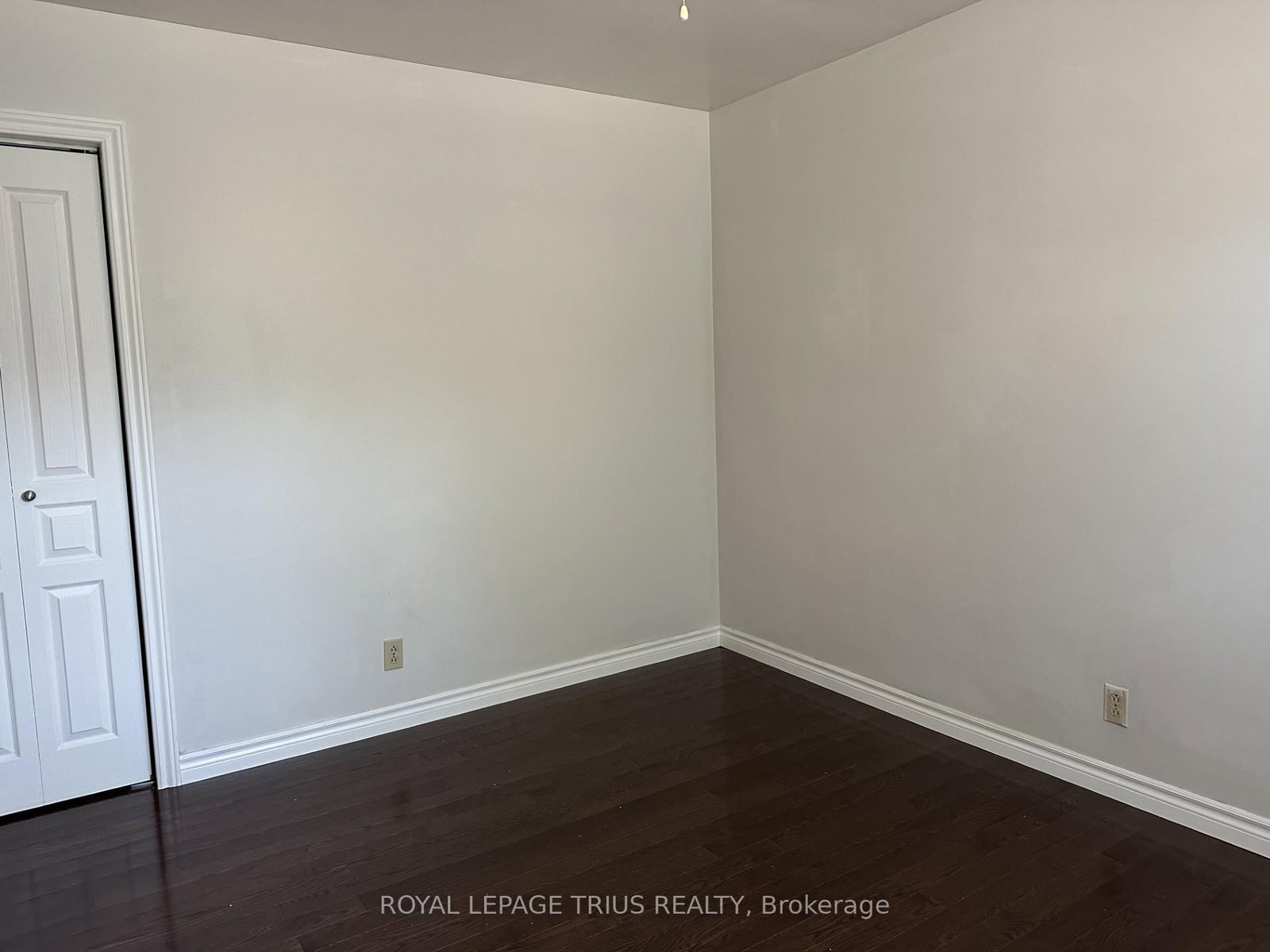 Listing Image 45