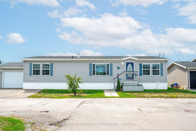 45 Riverbend Crescent