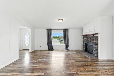 45 Riverbend Crescent • Haldimand, ON photo 9