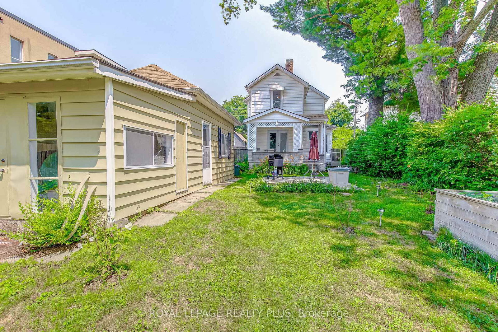 Listing Image 19