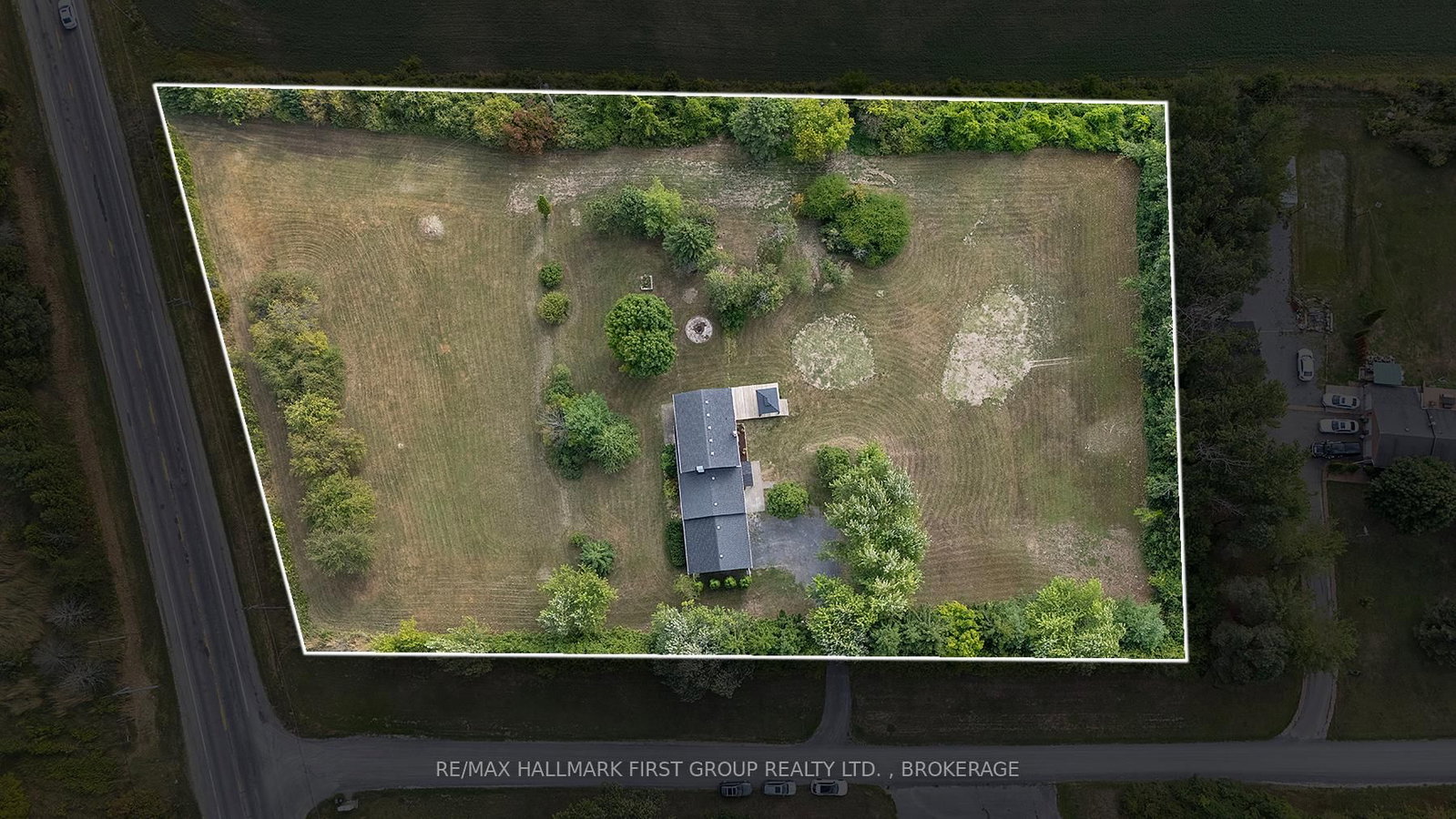 Listing Image 44