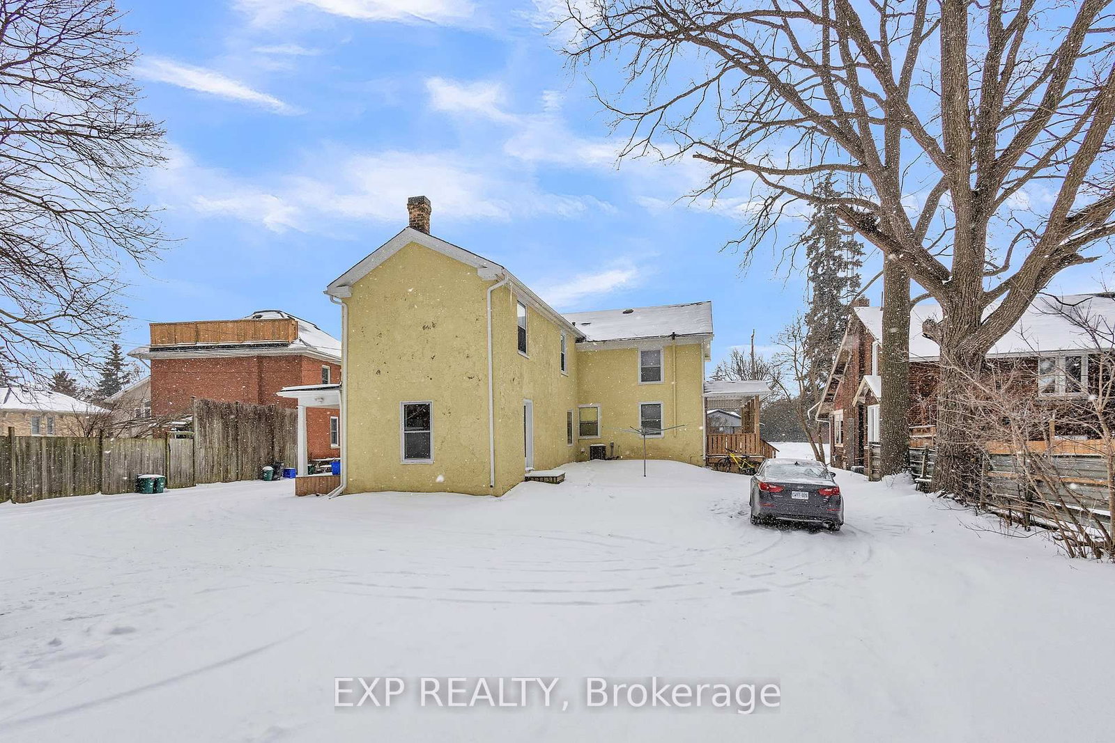 Listing Image 4