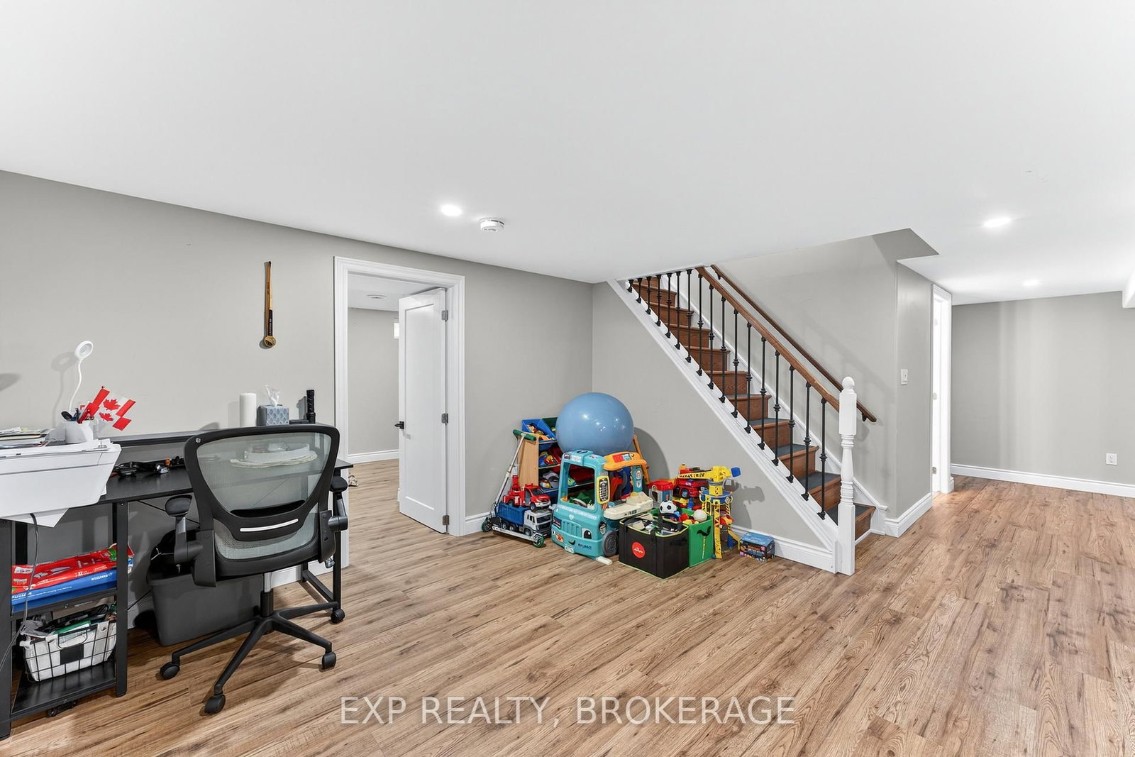 Listing Image 23