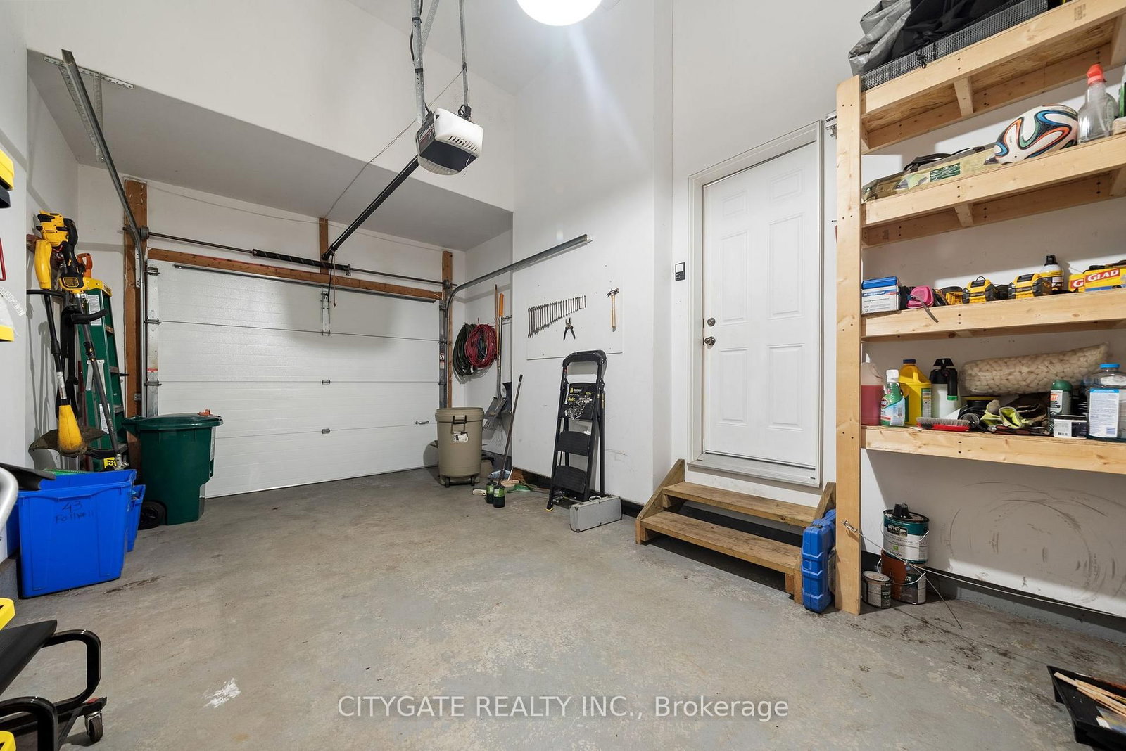 Listing Image 32