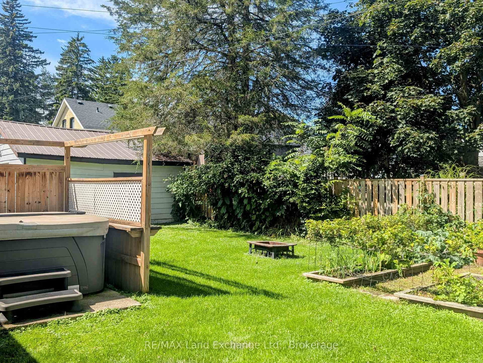 Listing Image 11