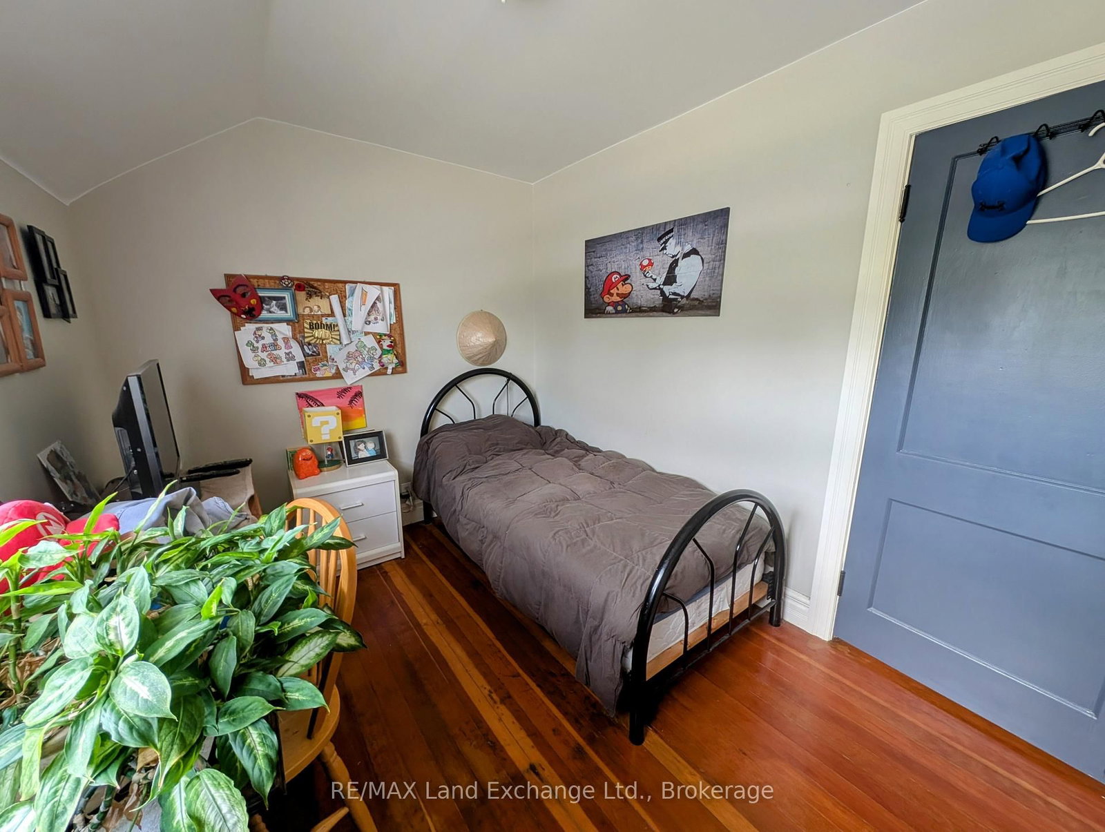 Listing Image 20