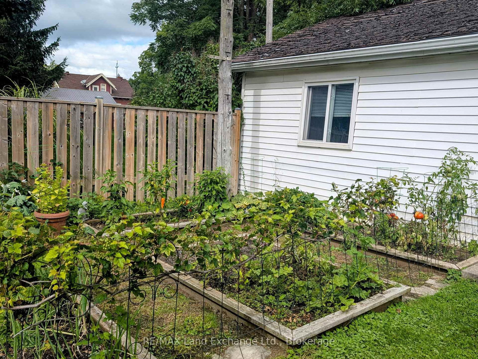 Listing Image 27