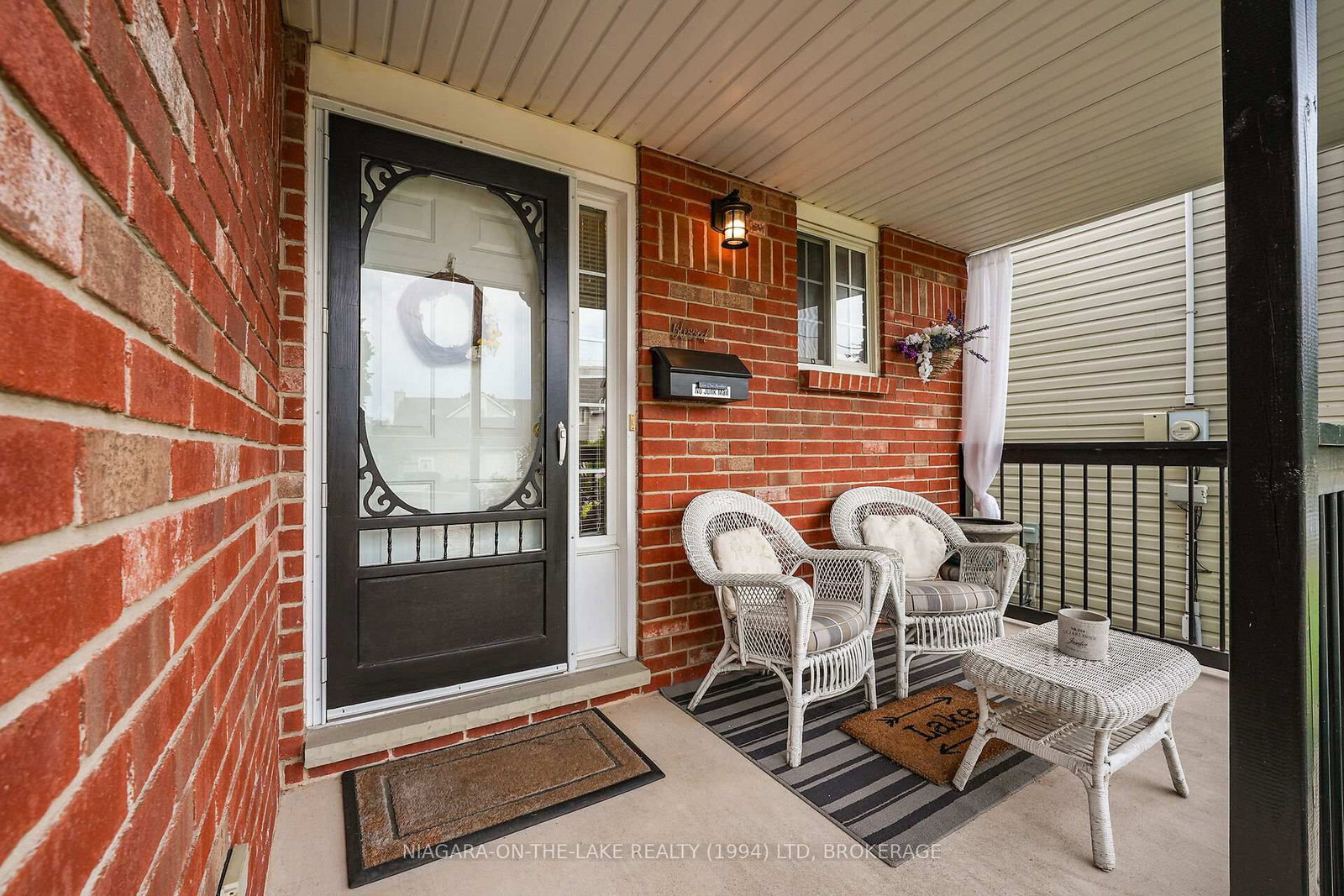Listing Image 5