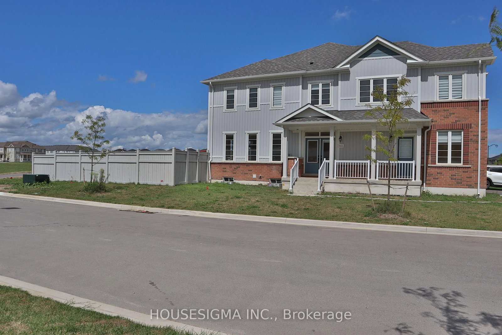 Listing Image 2