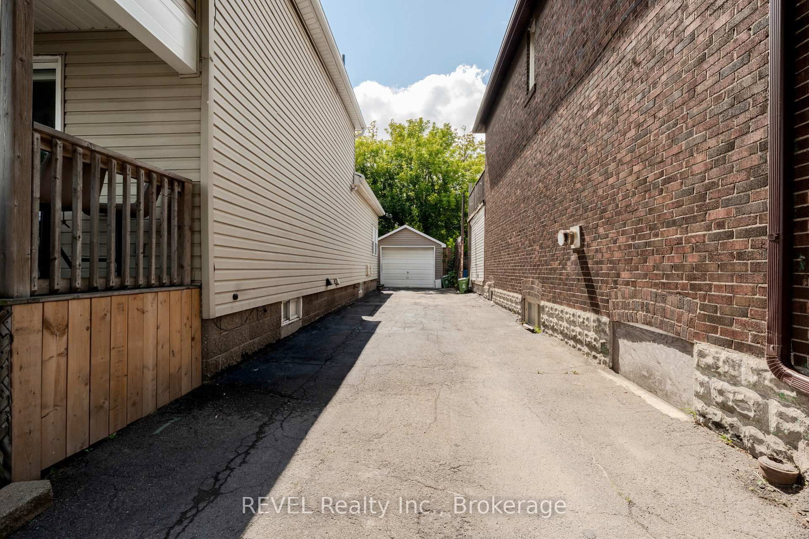 Listing Image 27
