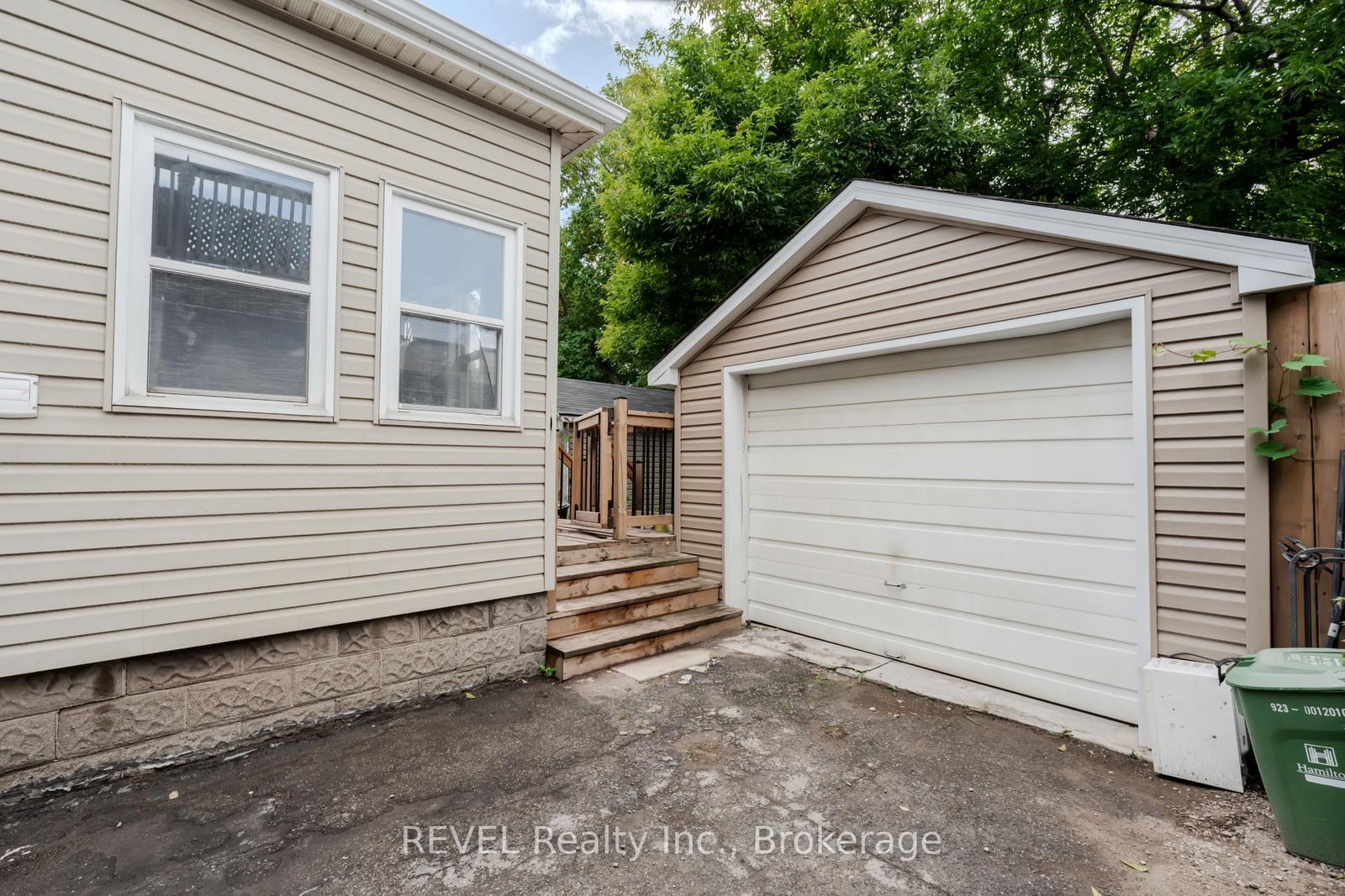 Listing Image 31