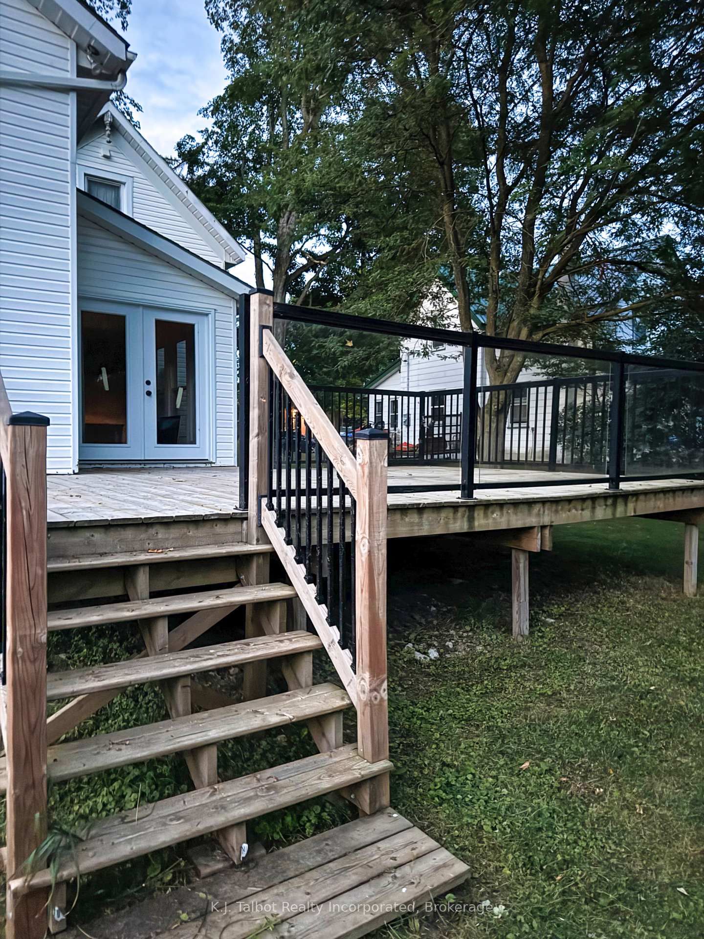 Listing Image 37