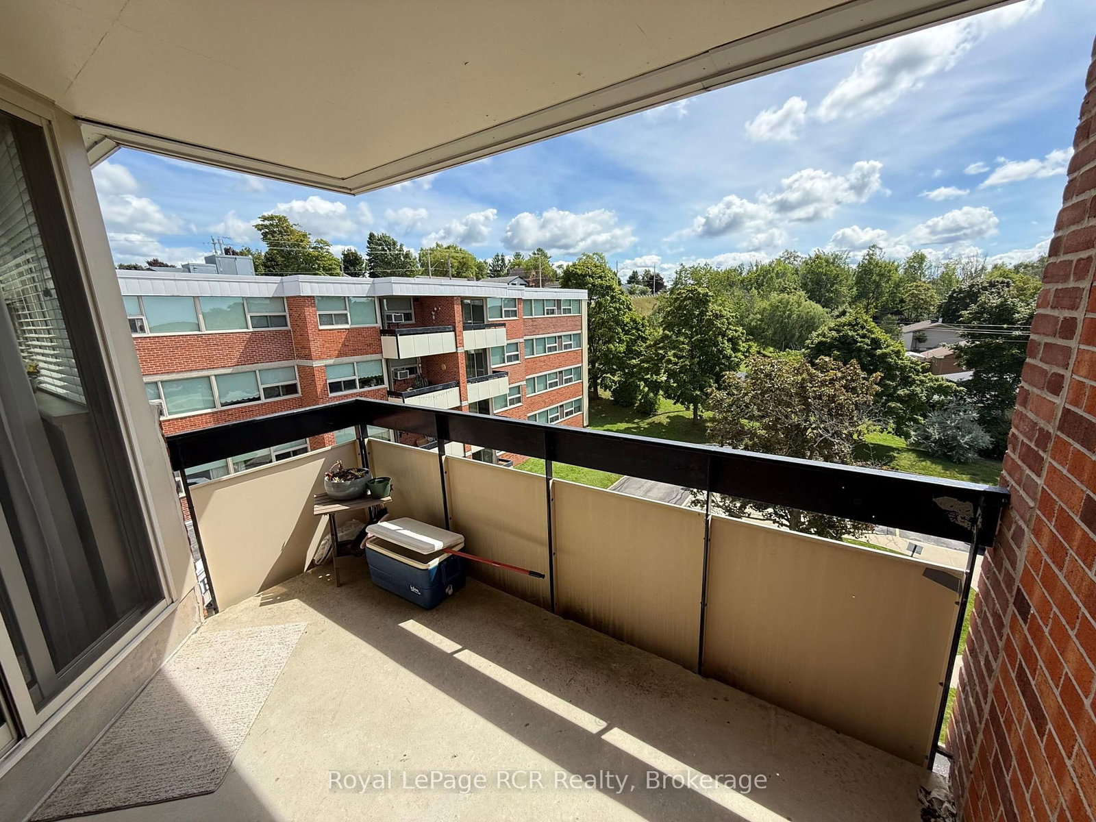 Listing Image 16