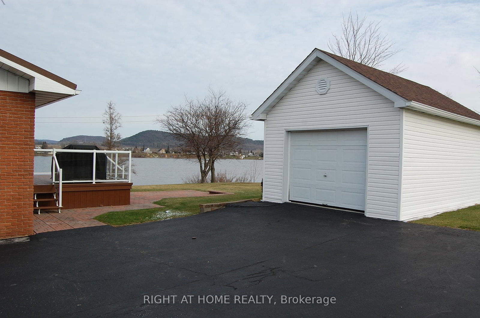 Listing Image 24