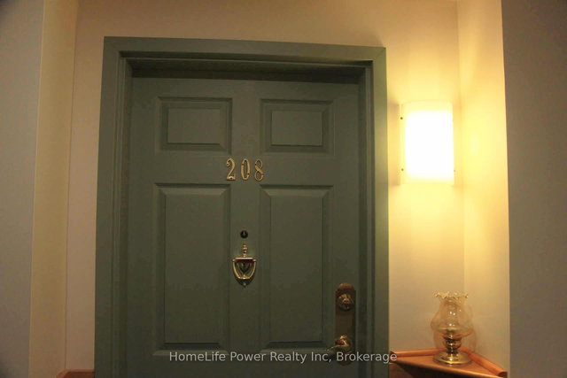 208 - 20 ST GEORGE Street